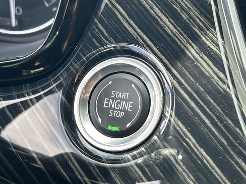 Certified 2023 Cadillac XT6 Premium Luxury image 28