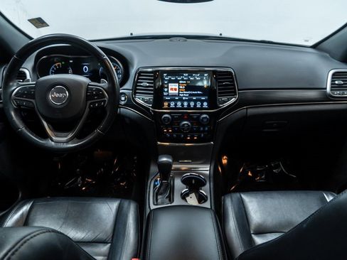 Used 2020 Jeep Grand Cherokee Limited X image 22