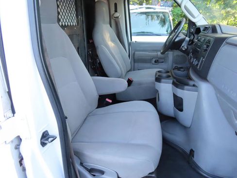 Used 2013 Ford E-250 and Econoline 250 RWD image 13