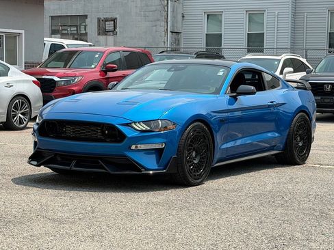 Used 2021 Ford Mustang GT w/ Black Accent Package RWD image 3