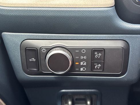 New 2025 Ford Maverick Lariat w/ 4K Tow Package image 25