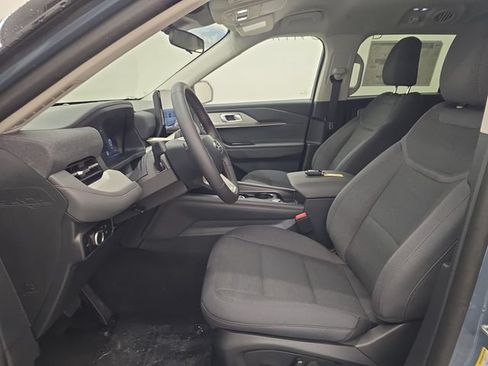 New 2026 Ford Explorer Active RWD image 25