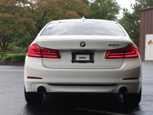 Used 2019 BMW 530i w/ Convenience Package RWD image 4