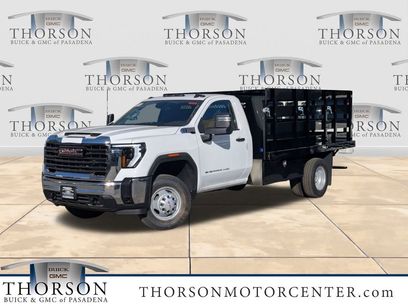 New 2026 GMC Sierra 3500 Pro w/ Convenience Package