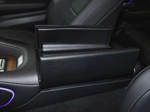 Used 2025 Mercedes-Benz GLS 450 4MATIC image 48