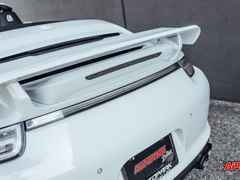 Used 2015 Porsche 911 Carrera 4S AWD/4WD image 27