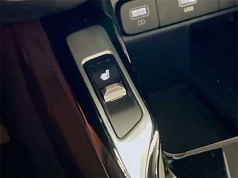 Used 2023 Kia Sorento SX image 21