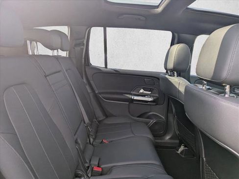 Certified 2026 Mercedes-Benz GLB 250 4MATIC image 20
