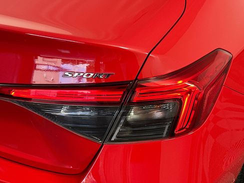 Used 2022 Honda Civic Sport image 24