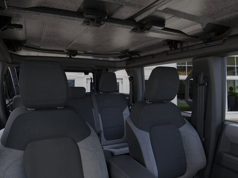 New 2025 Ford Bronco Base image 12