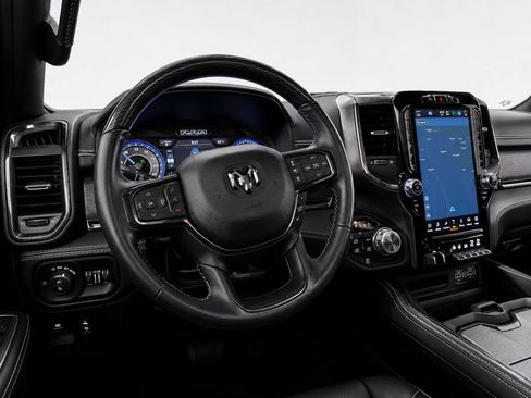 Used 2022 RAM 1500 Limited AWD/4WD image 24