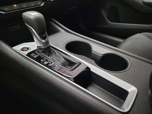 Used 2025 Nissan Altima 2.5 SV FWD image 26