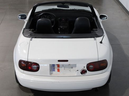 Used 1990 MAZDA MX-5 Miata image 9