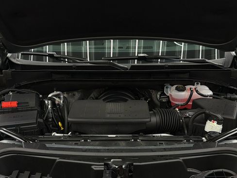 Used 2026 GMC Yukon Denali w/ Sun & Power Step Package AWD/4WD image 17