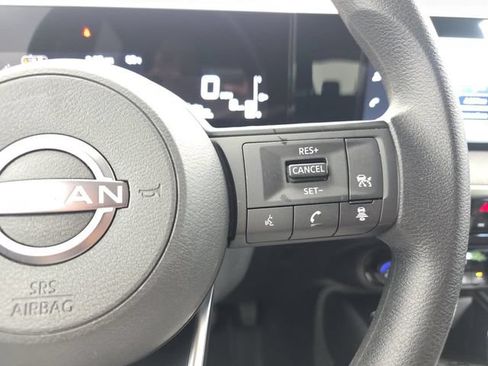 Used 2026 Nissan Kicks SV FWD image 18