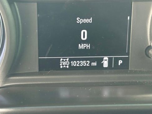 Used 2019 Chevrolet Silverado 1500 Custom Trail Boss AWD/4WD image 4