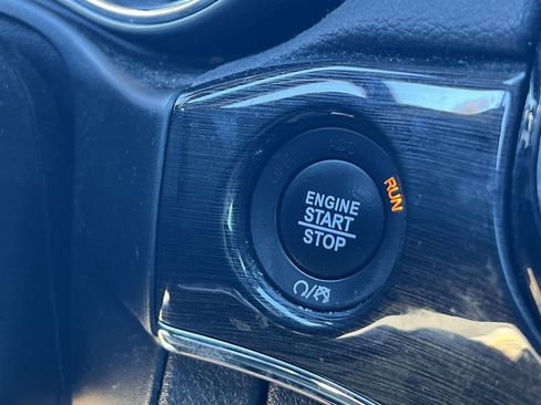 Used 2019 Jeep Grand Cherokee Trailhawk w/ Trailhawk Luxury Group image 30