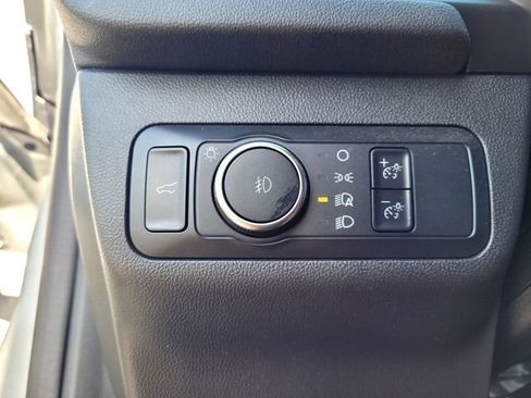 Used 2022 Ford Escape SEL image 15