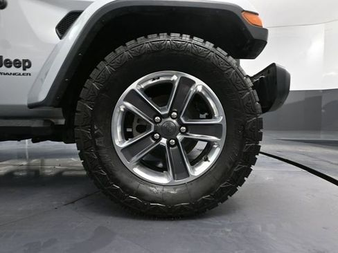 Used 2023 Jeep Wrangler Altitude image 19