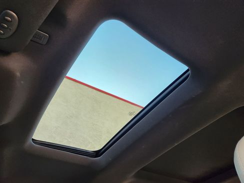 Used 2014 Ford Explorer Limited w/ Equipment Group 302A image 31