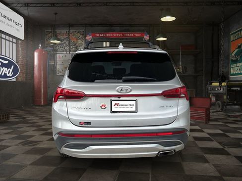 Used 2023 Hyundai Santa Fe Limited AWD/4WD image 5