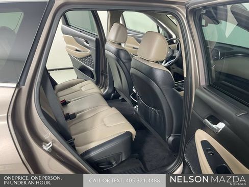 Used 2020 Hyundai Santa Fe SEL AWD/4WD image 16