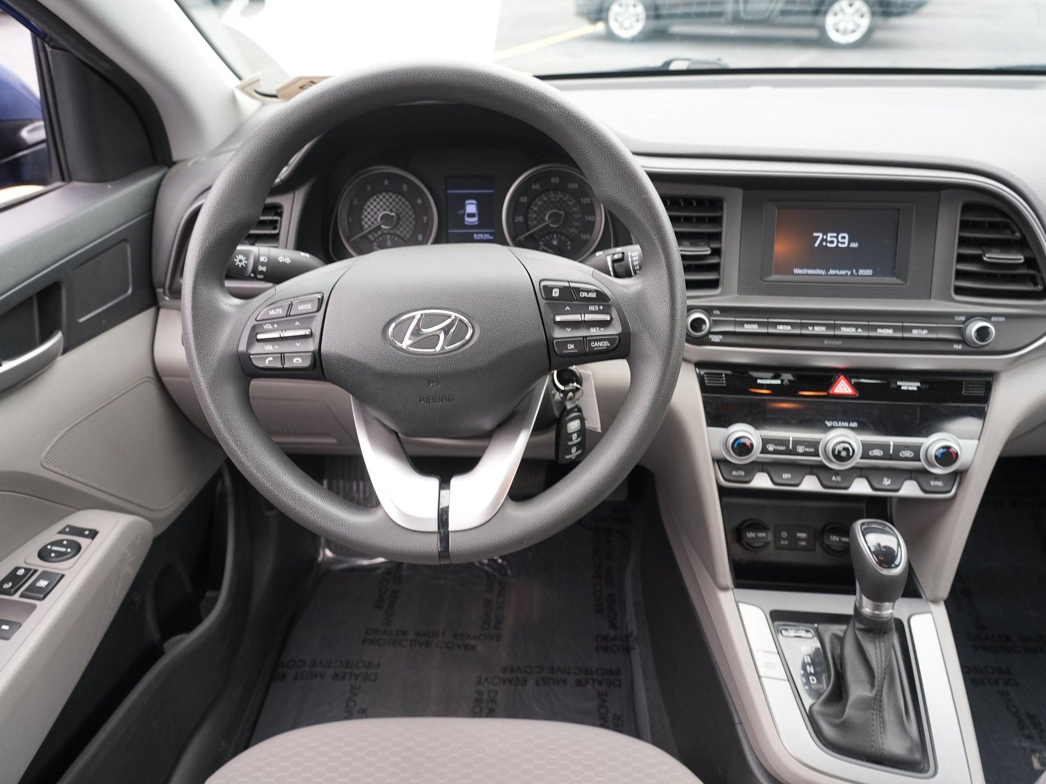 Used 2020 Hyundai Elantra SE FWD image 21