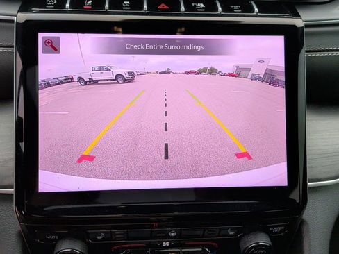 Used 2025 Jeep Grand Cherokee Limited w/ Black Appearance Package RWD image 26