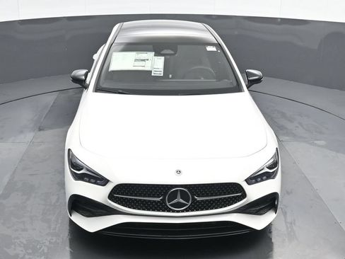 Used 2025 Mercedes-Benz CLA 250 4MATIC image 41