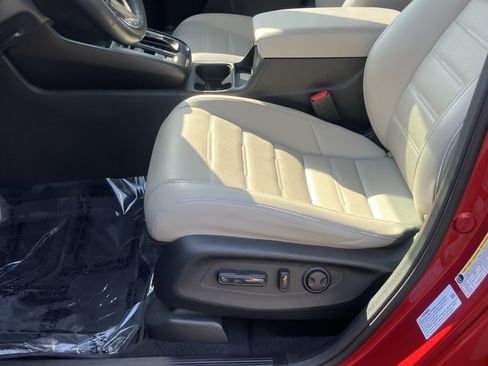 Used 2024 Honda CR-V EX-L image 17