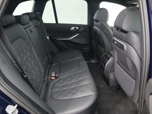 Used 2026 BMW X5 sDrive40i w/ Premium Package image 24