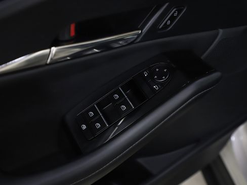 Used 2023 MAZDA CX-30 AWD 2.5 S w/ Preferred Package image 19