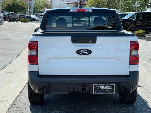 New 2026 Ford Maverick Lariat w/ Black Appearance Package AWD/4WD image 6