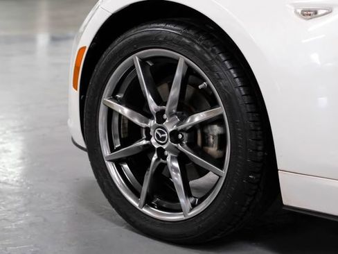 Used 2018 MAZDA MX-5 Miata RF Grand Touring RWD image 50