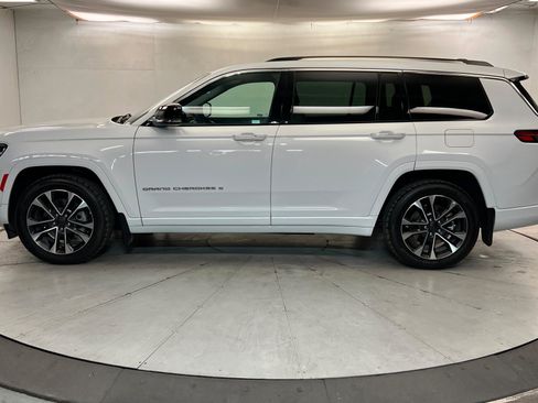 Used 2023 Jeep Grand Cherokee L Overland w/ MOPAR Finishing Package AWD/4WD image 2