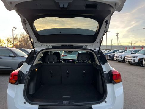 Used 2025 Buick Encore GX Preferred image 29