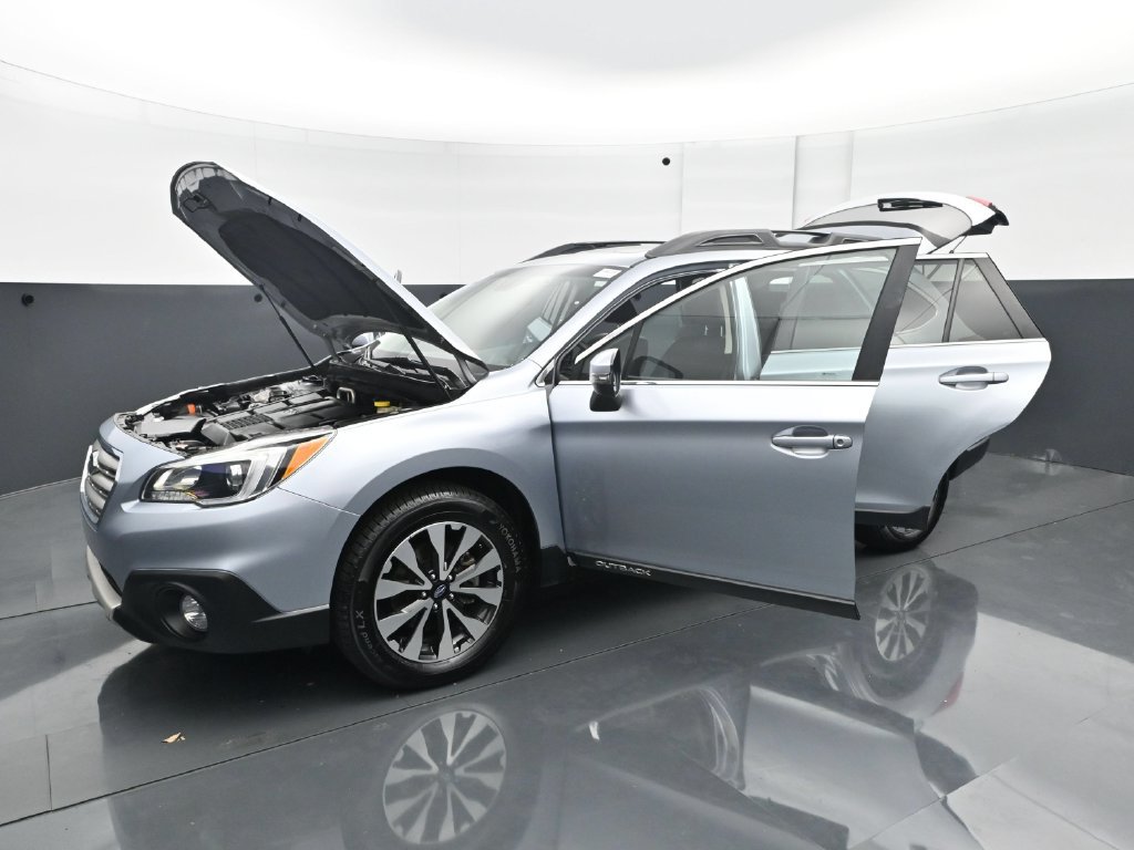 Used 2017 Subaru Outback 3.6R Limited AWD/4WD image 30