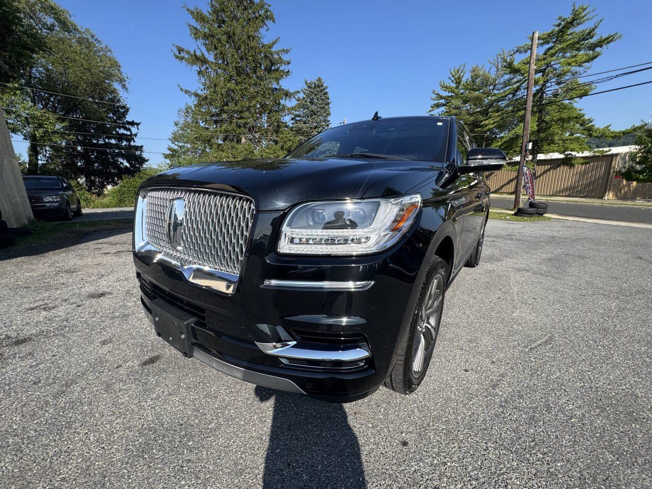 Used 2018 Lincoln Navigator Reserve w/ Technology Package AWD/4WD image 15