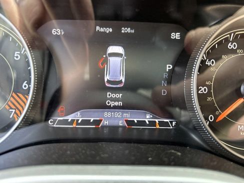 Used 2015 Jeep Cherokee Limited AWD/4WD image 9