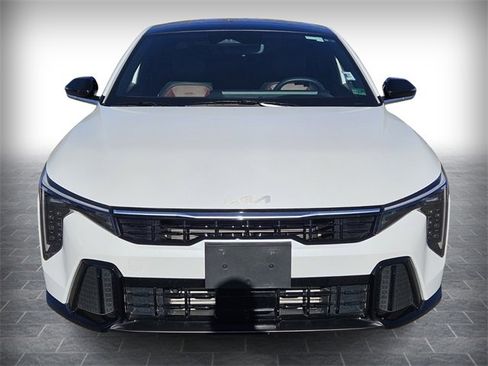 Used 2025 Kia K4 GT-Line Turbo image 2
