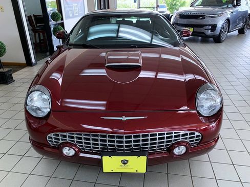 Used 2004 Ford Thunderbird RWD image 3