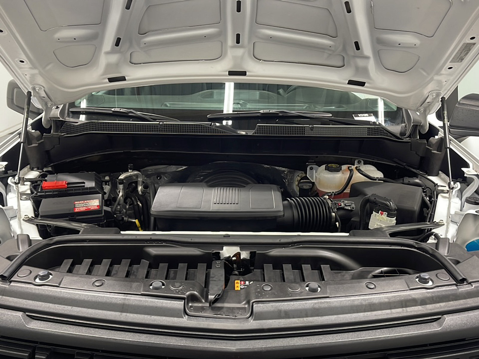 Used 2025 Chevrolet Silverado 1500 W/T RWD image 21