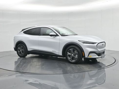 Certified 2021 Ford Mustang Mach-E Select image 23