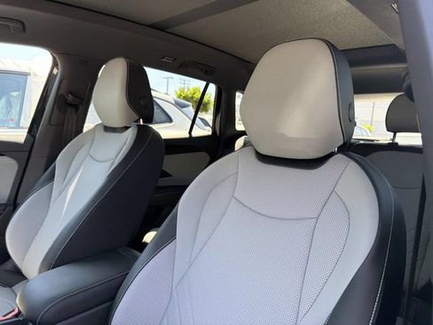 New 2026 Volkswagen Tiguan SE R-Line FWD image 17