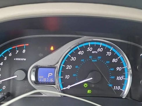 Used 2013 Toyota Sienna Limited image 5