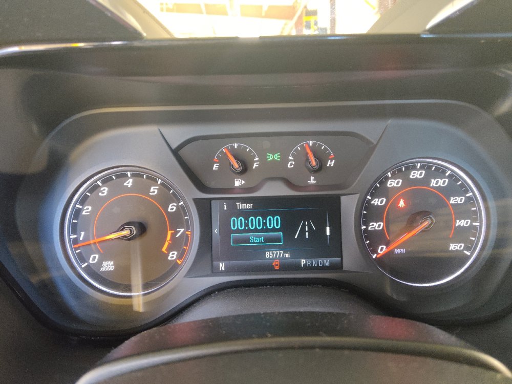 Used 2018 Chevrolet Camaro LT RWD image 23