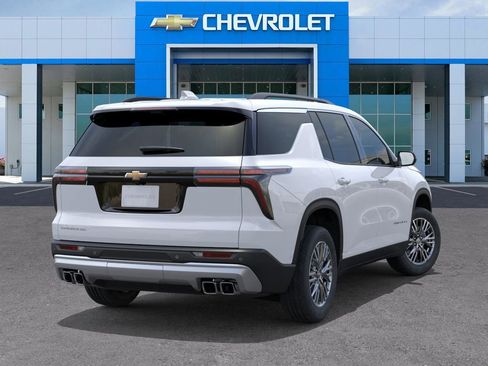 New 2026 Chevrolet Traverse LT w/ Driver Confidence Package FWD image 4