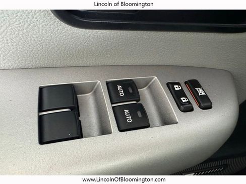 Used 2008 Toyota Sequoia Limited AWD/4WD image 40