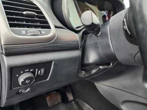 Used 2020 Jeep Grand Cherokee Altitude image 41