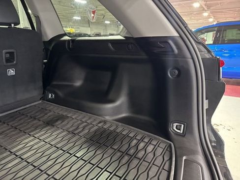 Certified 2024 Jeep Grand Cherokee Limited w/ Luxury Tech Group II image 35